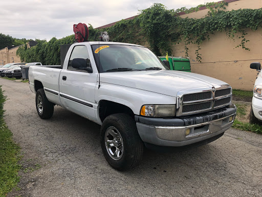 Motor Vehicle Dealer «Gordon Motor Cars LLC», reviews and photos, 510 Lancaster Ave, Malvern, PA 19355, USA