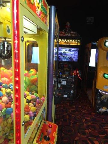 Movie Theater «Rave Cinemas Dayton South and XD», reviews and photos, 195 Mall Woods Dr, Dayton, OH 45449, USA