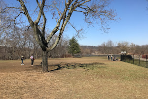 Highland Park Off Leash Exercise Area