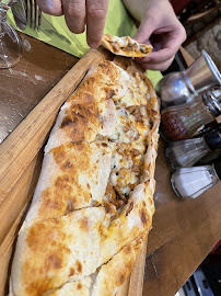 Pizza du Restaurant turc Restaurant Ella à Paris - n°11