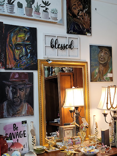 Shopping Mall «Toco Hill Shopping Center», reviews and photos, 2943 N Druid Hills Rd NE, Atlanta, GA 30329, USA