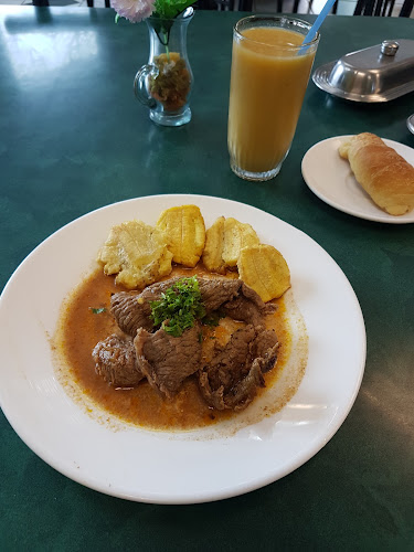 Opiniones de La Carreta en Portoviejo - Restaurante