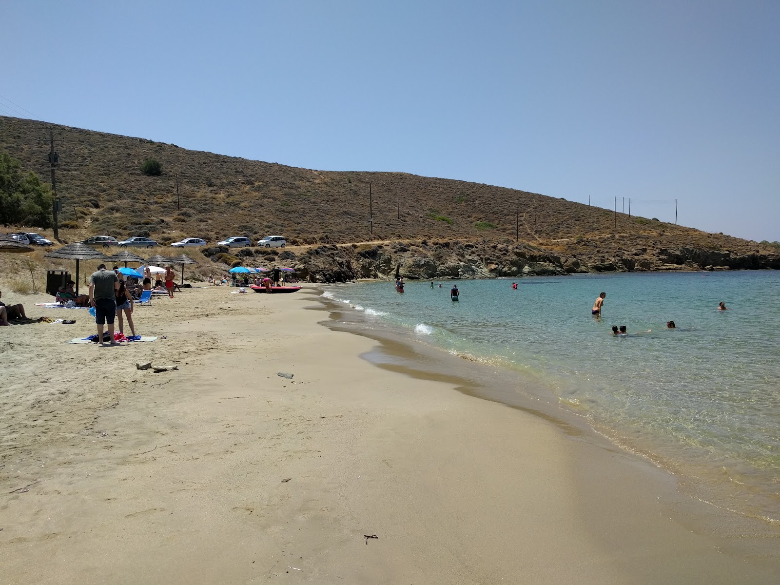 Photo of Komito beach with very clean level of cleanliness