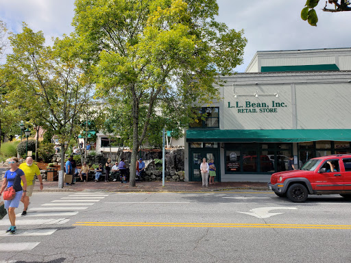 Clothing Store «L.L. Bean», reviews and photos, 95 Main St, Freeport, ME 04032, USA