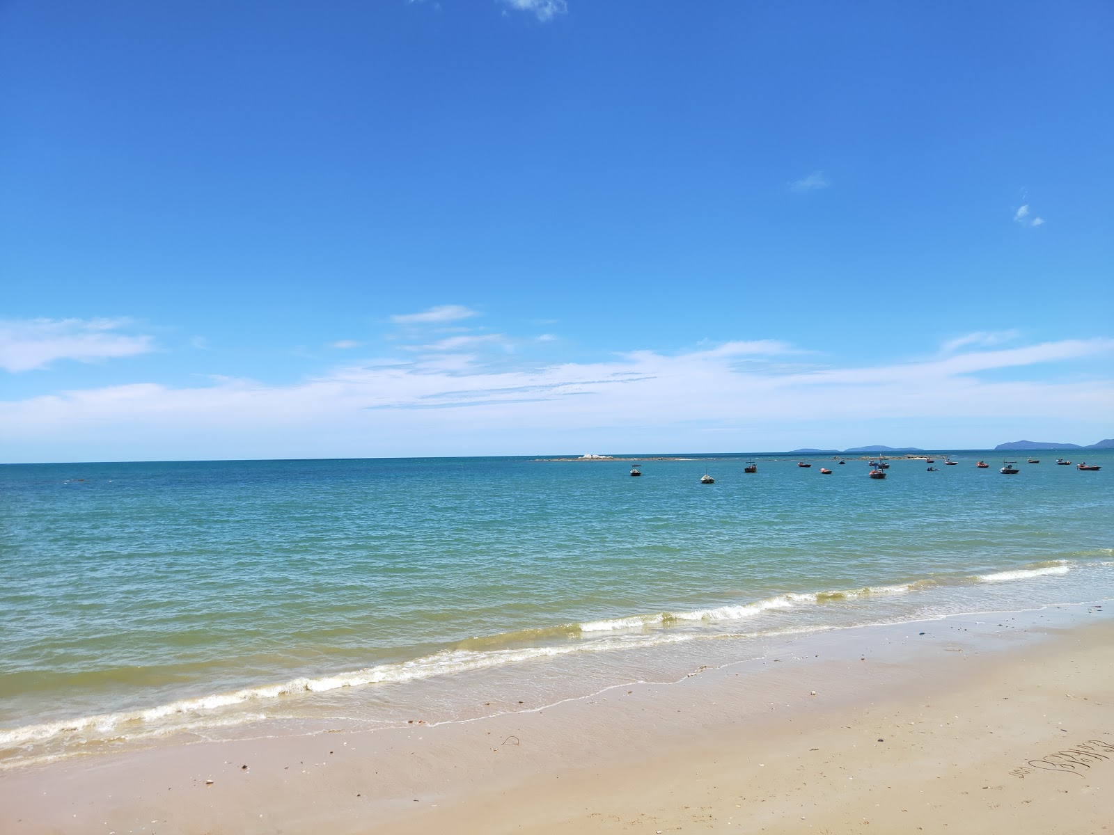 Φωτογραφία του Phala Beach II με φωτεινή άμμος επιφάνεια