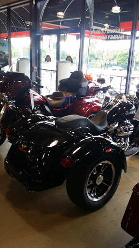 Motorcycle Dealer «Harley-Davidson of Nassau County», reviews and photos, 2428 Sunrise Hwy, Bellmore, NY 11710, USA