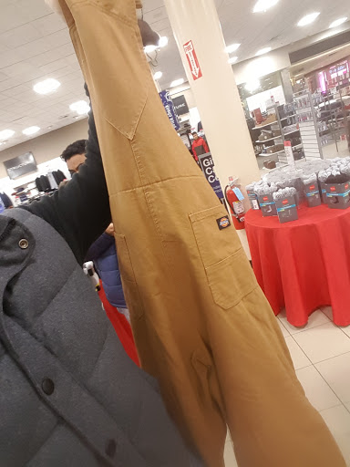 Department Store «Sears», reviews and photos, 150 Woodbridge Center Dr, Woodbridge, NJ 07095, USA