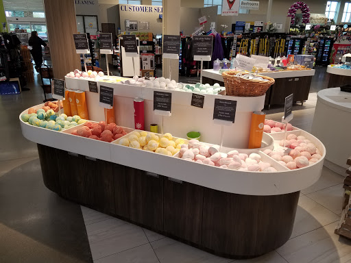 Grocery Store «Hy-Vee», reviews and photos, 6150 Egan Dr, Savage, MN 55378, USA