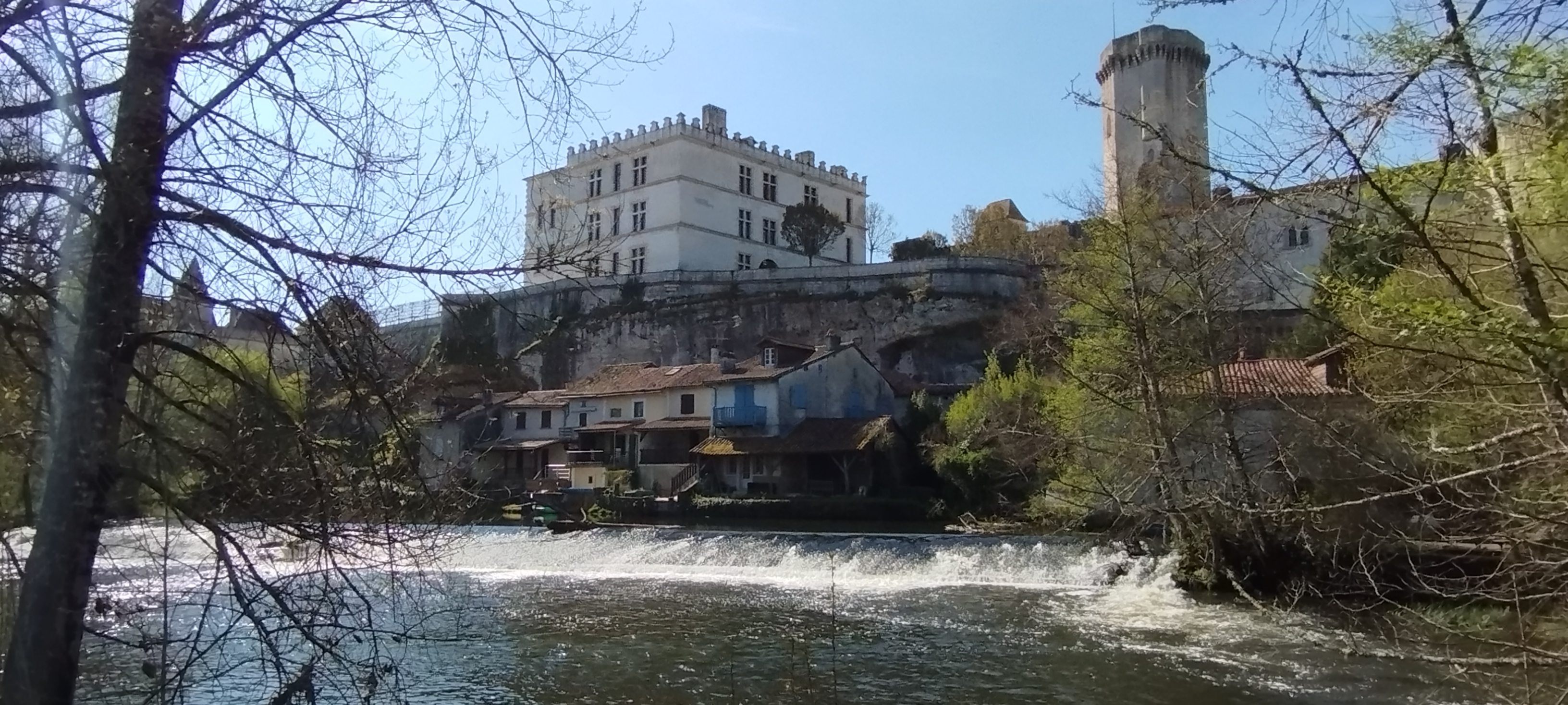 Photo n° 1 de l'avis de Murielle.e fait le 19/04/2023 à 17:54
