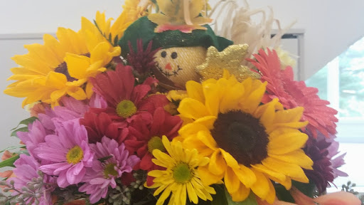 Florist «Event Connoisseur Flowers & Gifts», reviews and photos, 39 New London Turnpike #116, Glastonbury, CT 06033, USA