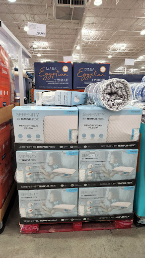 Warehouse store «Costco Wholesale», reviews and photos, 9691 Waterstone Blvd, Cincinnati, OH 45249, USA