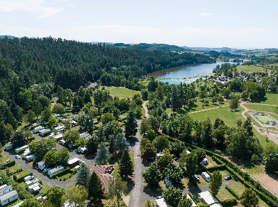 Camping Le Lac des Sapins à Cublize