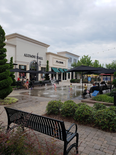 Shopping Mall «Bridge Street Town Centre», reviews and photos, 365 The Bridge St, Huntsville, AL 35806, USA