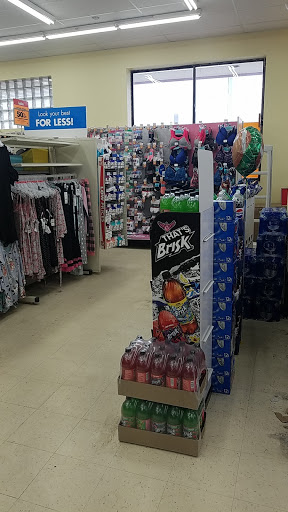 Dollar Store «Family Dollar Store #8543», reviews and photos, 13690 Northline Rd, Southgate, MI 48195, USA
