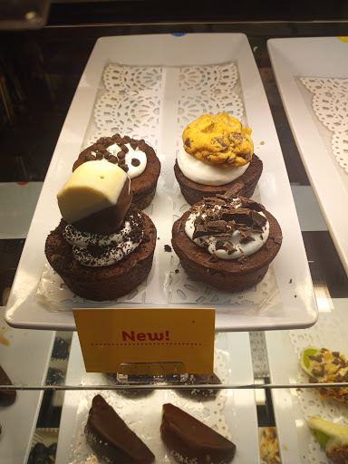 Gift Shop «Edible Arrangements», reviews and photos, 1259 Liberty St, Franklin, PA 16323, USA