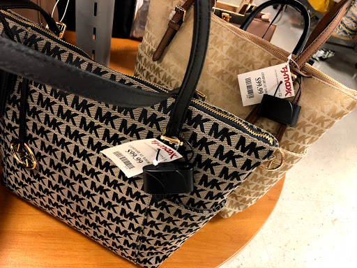 Clothing Store «Ross Dress for Less», reviews and photos, 1401 Missouri Ave N, Largo, FL 33770, USA