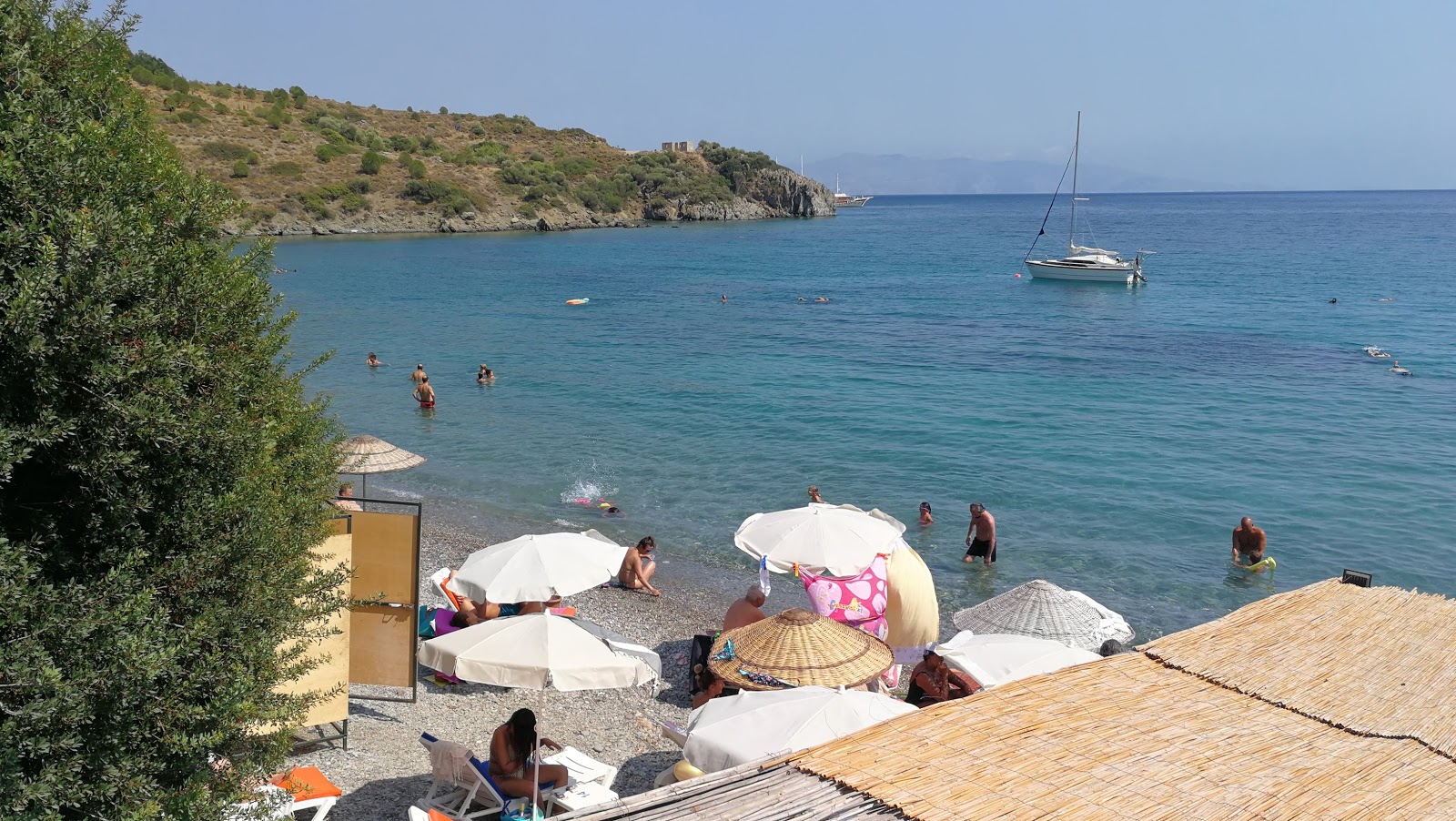 Mandalya beach'in fotoğrafı çok temiz temizlik seviyesi ile