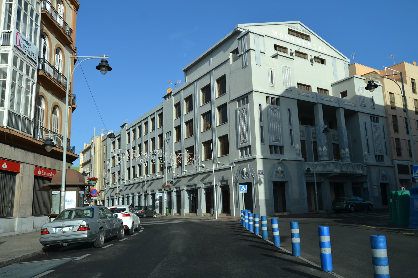 Antiguo Monumental Cinema Sport