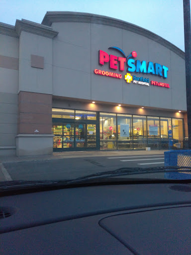 Pet Supply Store «PetSmart», reviews and photos, 400 Mill Creek Dr, Secaucus, NJ 07094, USA