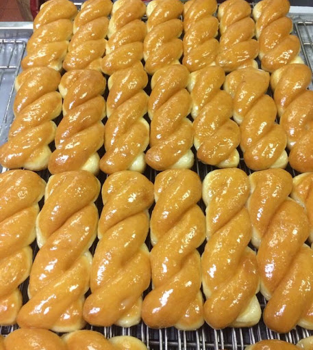 Donut Shop «Rainbow Donuts», reviews and photos, 1271 S Diamond Bar Blvd, Diamond Bar, CA 91765, USA