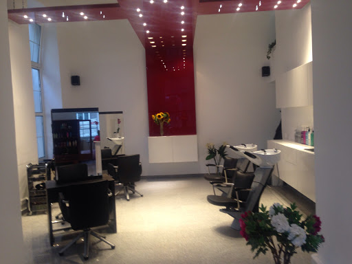 elke m derflinger friseurgeschäft & shiatsupraxis In Vienna