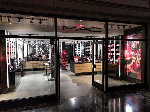 Cosmetics Store «MAC Cosmetics», reviews and photos, 40 Massachusetts Ave NW, Washington, DC 20002, USA
