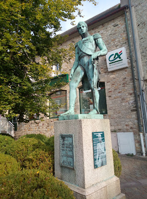 Statue du Général Jean Le Marois à Bricquebec-en-Cotentin