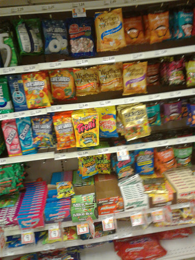 Grocery Store «Winn-Dixie», reviews and photos, 2701 S Woodland Blvd, DeLand, FL 32720, USA