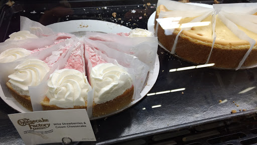 Supermarket «Hy-Vee», reviews and photos, 1403 N Veterans Pkwy, Bloomington, IL 61704, USA