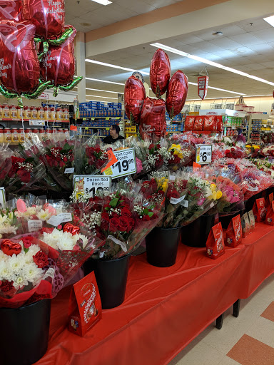 Grocery Store «Market Basket», reviews and photos, 240 Broadway, Raynham, MA 02767, USA