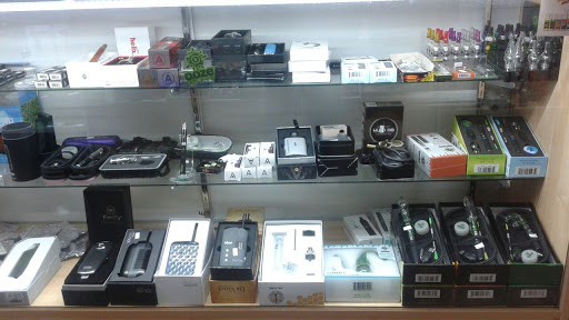 Tobacco Shop «Tobacco &more smoke & vape shop», reviews and photos, 11924 Seminole Blvd, Largo, FL 33778, USA