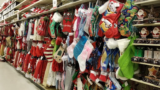 Craft Store «Hobby Lobby», reviews and photos, 3180 N College Ave #3, Fayetteville, AR 72701, USA