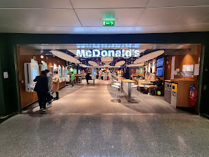 Photo n°4 de McDonald's - T1 ZR à Roissy-en-France ()