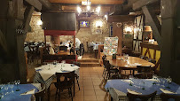 Atmosphère du Restaurant Caveau chez Bacchus à Katzenthal - n°20