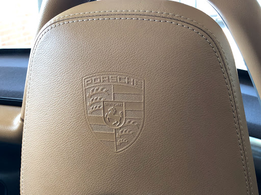 Hyundai Dealer «Crestmont Hyundai», reviews and photos, 2961 Center Rd, Brunswick, OH 44212, USA