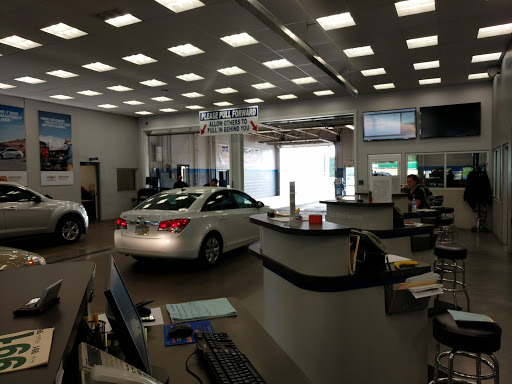 Chevrolet Dealer «VanDevere Chevrolet Inc.», reviews and photos, 1490 Vernon Odom Blvd, Akron, OH 44320, USA