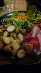 Photo n°7 de Restaurant HENRI à Courchevel ()