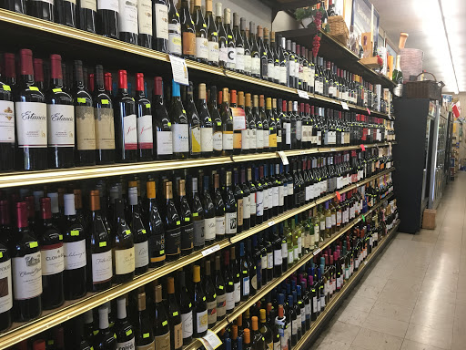 Liquor Store «Rosemont Liquors», reviews and photos, 9515 W Higgins Rd, Rosemont, IL 60018, USA