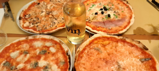 Pizzeria-Ristorante Il Cavaliere in Roma, Città Metropolitana di Roma Capitale