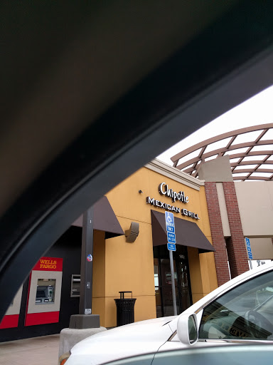 Mexican Restaurant «Chipotle Mexican Grill», reviews and photos, 781 Pleasant Grove Blvd, Roseville, CA 95678, USA