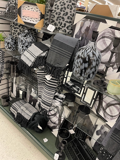 Craft Store «Hobby Lobby», reviews and photos, 4300 Bass Pro Dr, Independence, MO 64055, USA