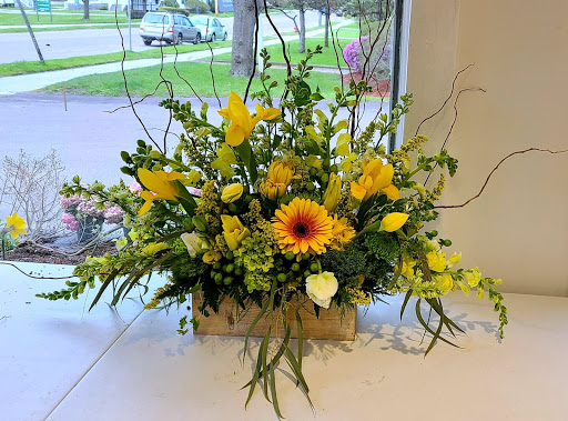 Florist «Kathy and Company Florist», reviews and photos, 221 Colchester Ave, Burlington, VT 05401, USA