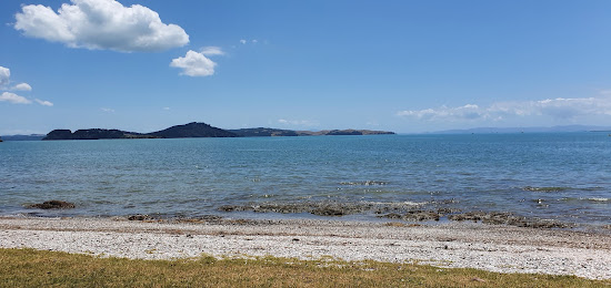 Kawakawa Bay