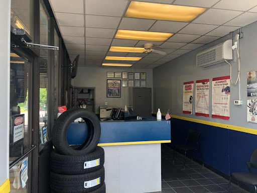 Monro Auto Service and Tire Centers image 5