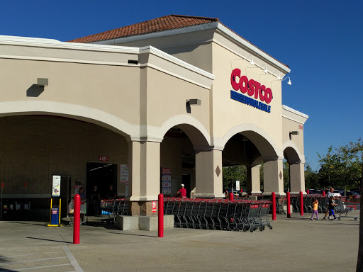 Warehouse store «Costco Wholesale», reviews and photos, 10088 Gulf Center Dr, Fort Myers, FL 33913, USA