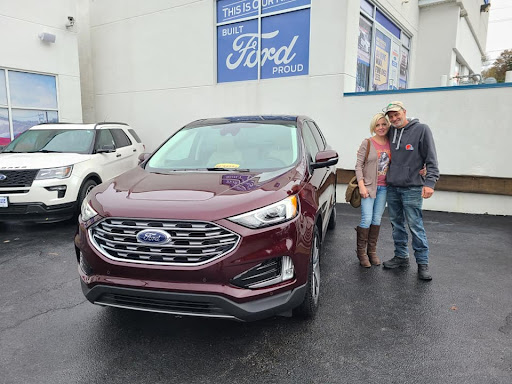 Ford Dealer «Preston Ford», reviews and photos, 13580 W Center St, Burton, OH 44021, USA