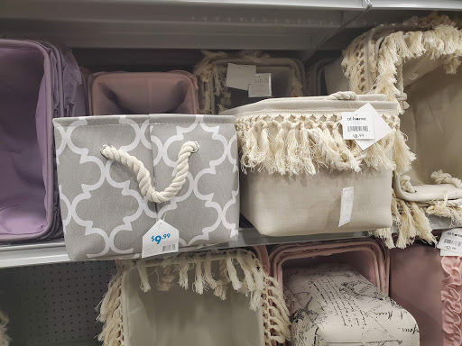 Shopping Mall «Gateway Crossing Shopping Center», reviews and photos, 190 500 W, Bountiful, UT 84010, USA