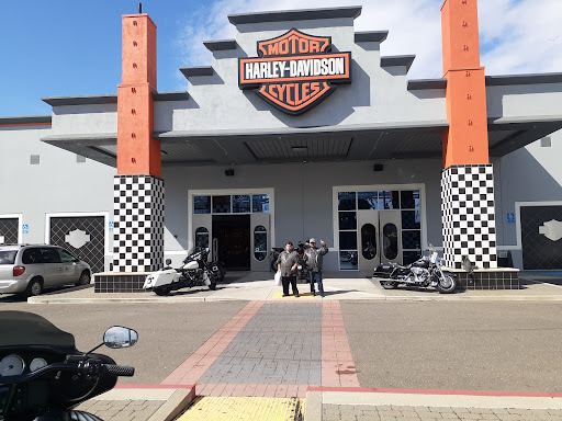 Harley-Davidson Dealer «Oakland Harley-Davidson», reviews and photos, 151 Hegenberger Rd, Oakland, CA 94621, USA