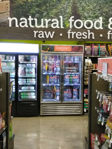 Pet Supply Store «Petco Animal Supplies», reviews and photos, 26501 Bouquet Canyon Rd, Saugus, CA 91350, USA