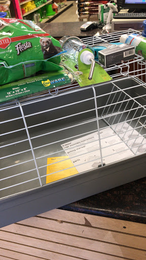 Pet Supply Store «Pet Club Mesa», reviews and photos, 55 S Country Club Dr, Mesa, AZ 85210, USA